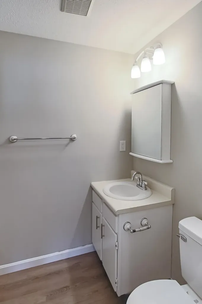 3 New Haven Drive Nashua NH 03063