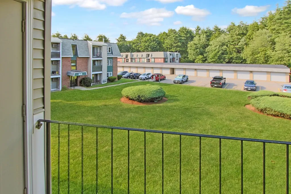 3 New Haven Drive Nashua NH 03063