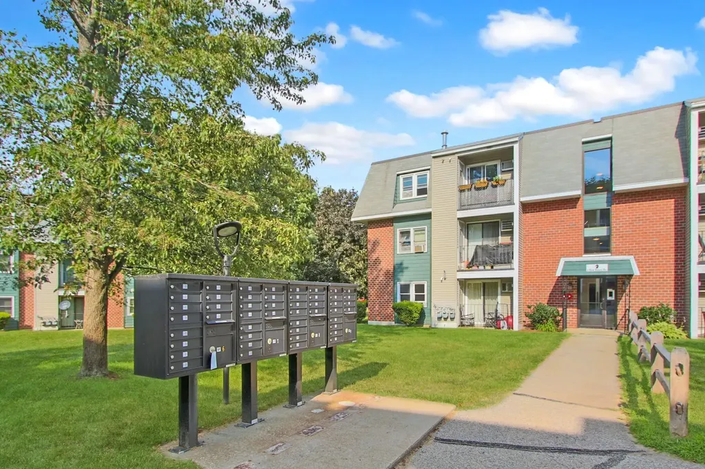 3 New Haven Drive Nashua NH 03063