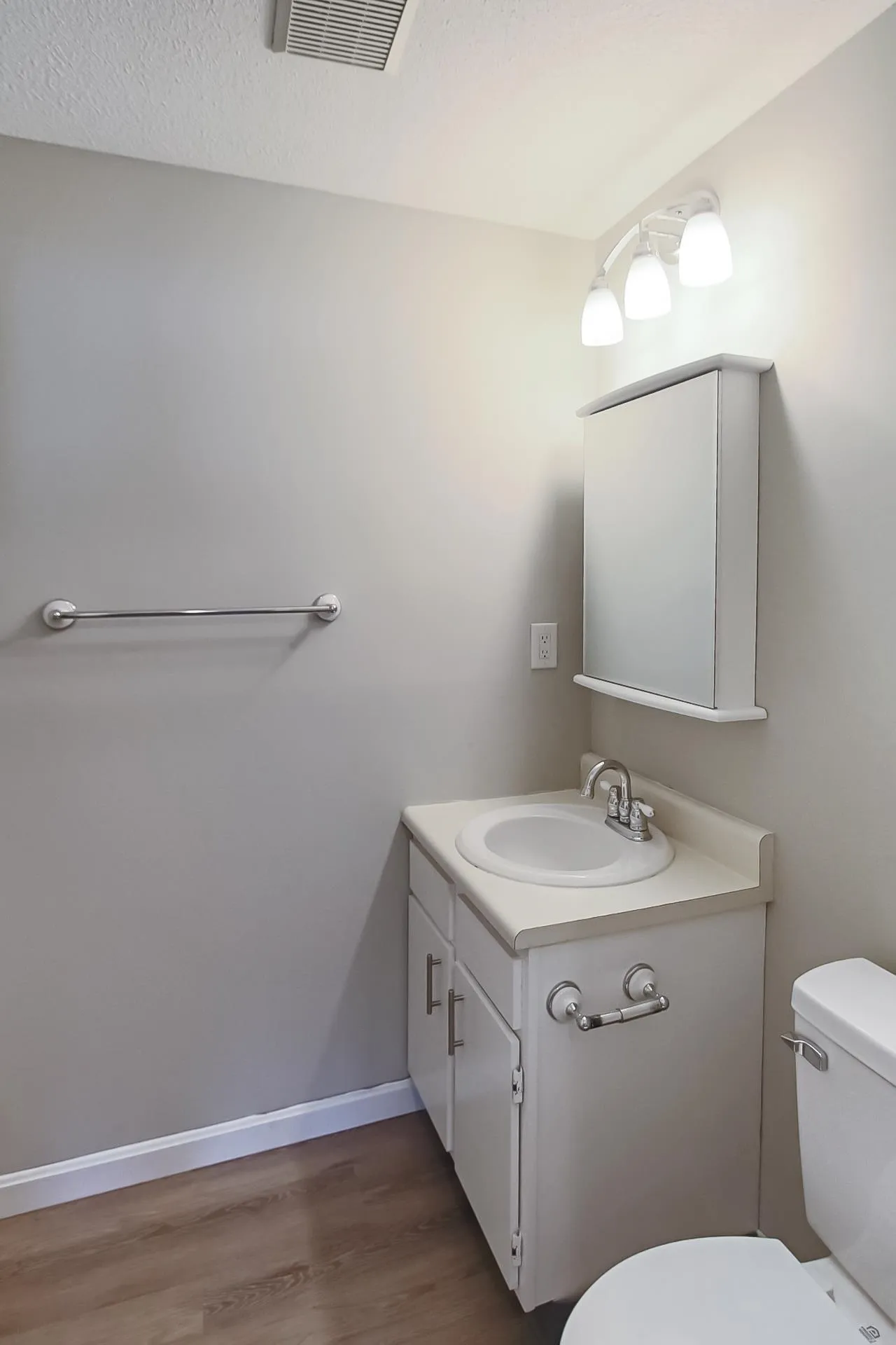 3 New Haven Drive Nashua NH 03063