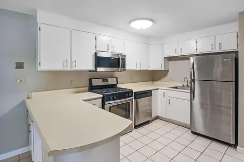 3 New Haven Drive Nashua NH 03063