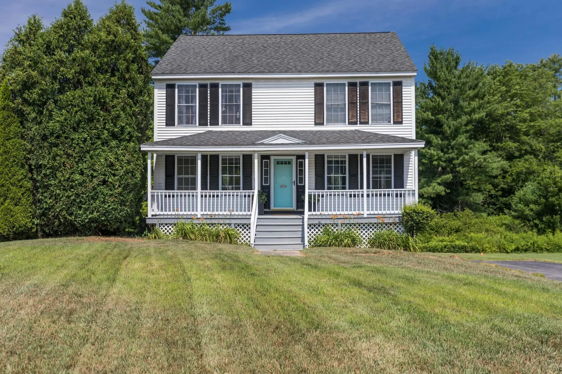 7 Squire Drive Somersworth NH 03878-2826