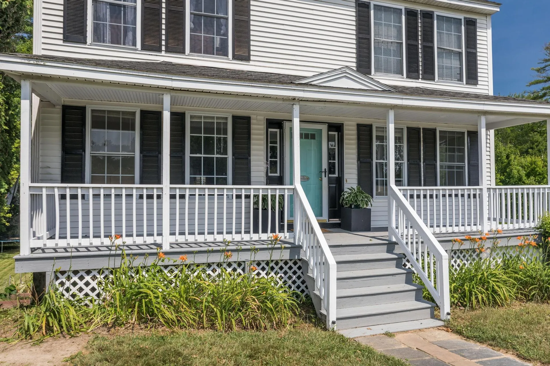 7 Squire Drive Somersworth NH 03878-2826