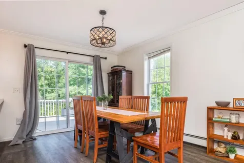 7 Squire Drive Somersworth NH 03878-2826