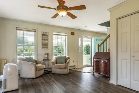 7 Squire Drive Somersworth NH 03878-2826