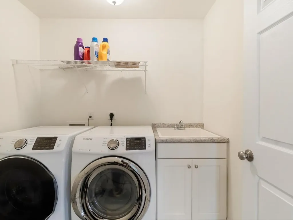 181 Sommerfield Avenue South Burlington VT 05403