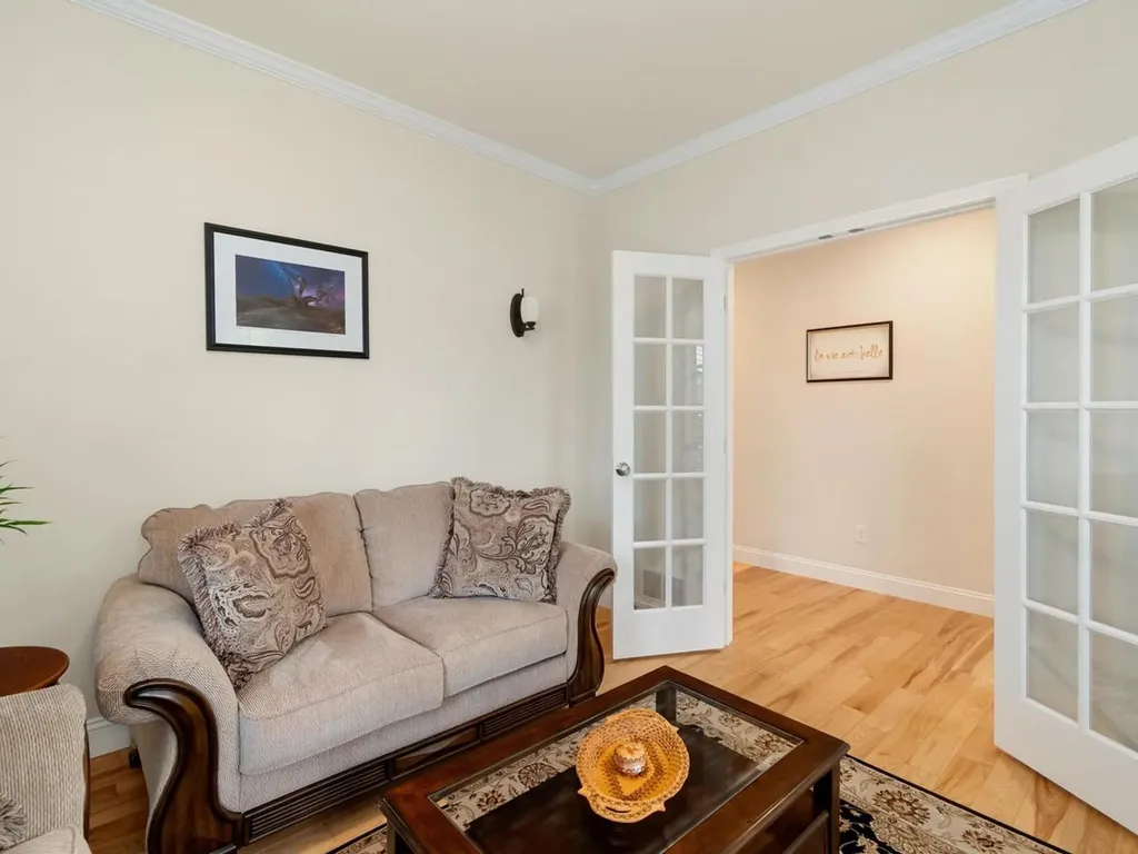 181 Sommerfield Avenue South Burlington VT 05403