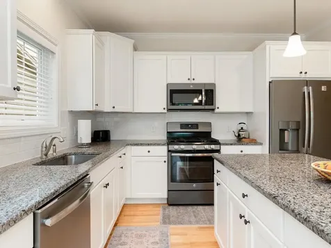 181 Sommerfield Avenue South Burlington VT 05403