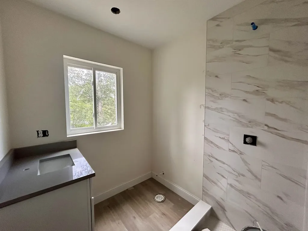 92 Long Shores Drive Barrington NH 03825