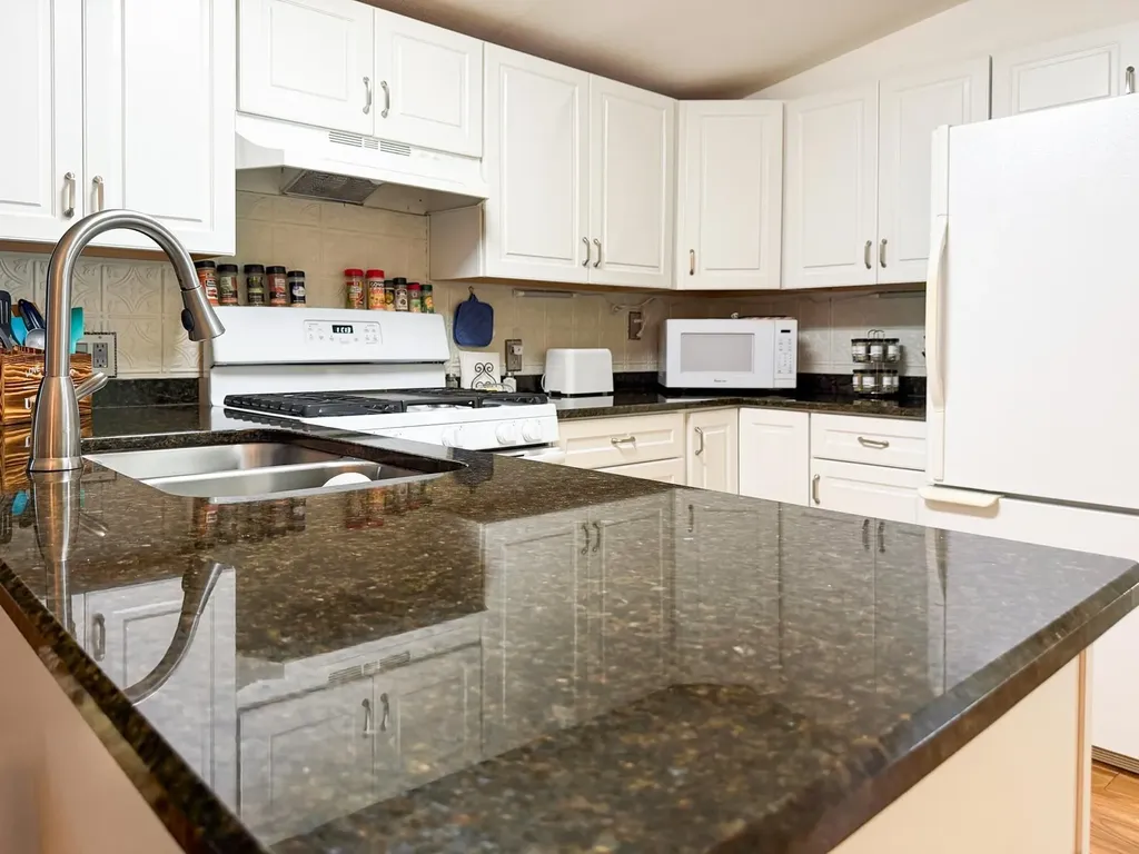 25 Edgewood Drive Allenstown NH 03275