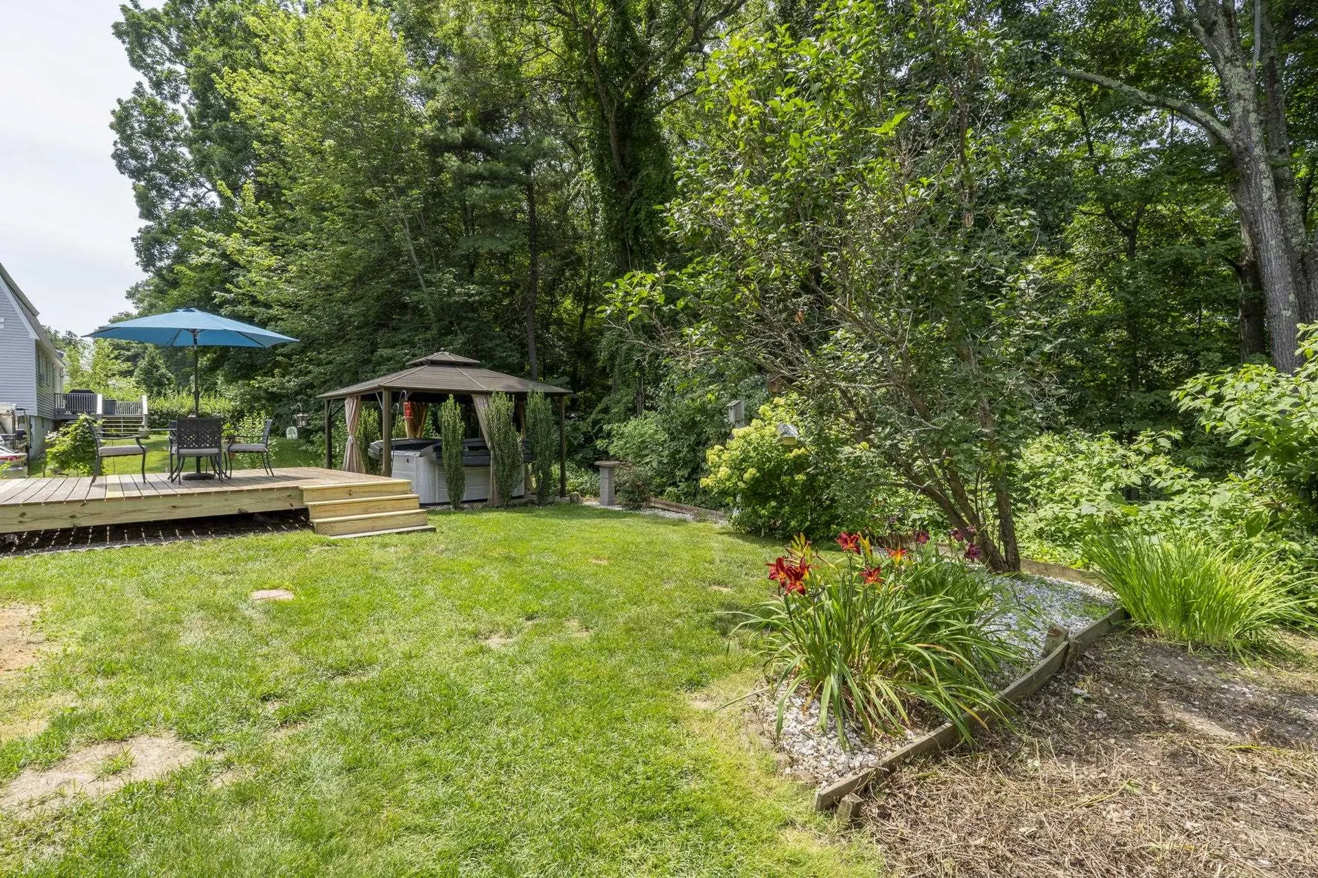 25 Bedard Avenue Derry NH 03038
