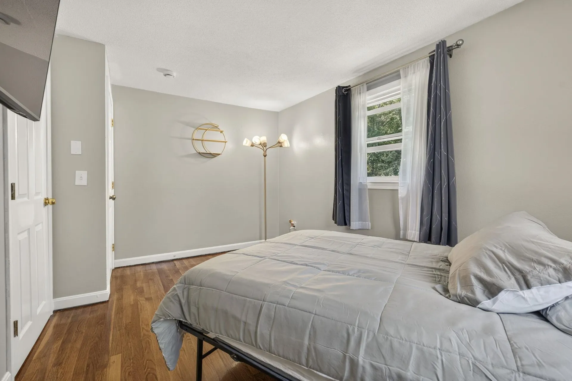 25 Bedard Avenue Derry NH 03038