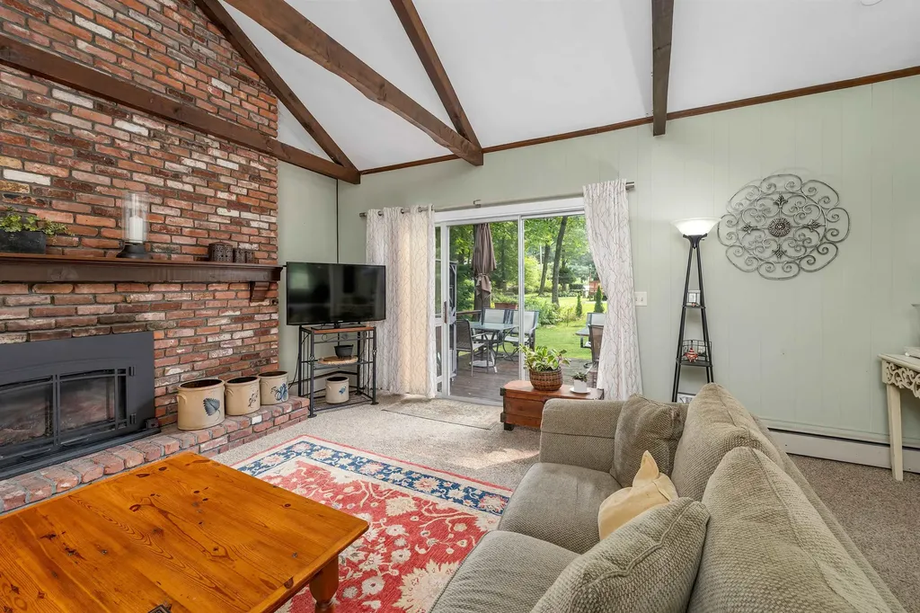 43 Milbern Avenue Hampton NH 03842