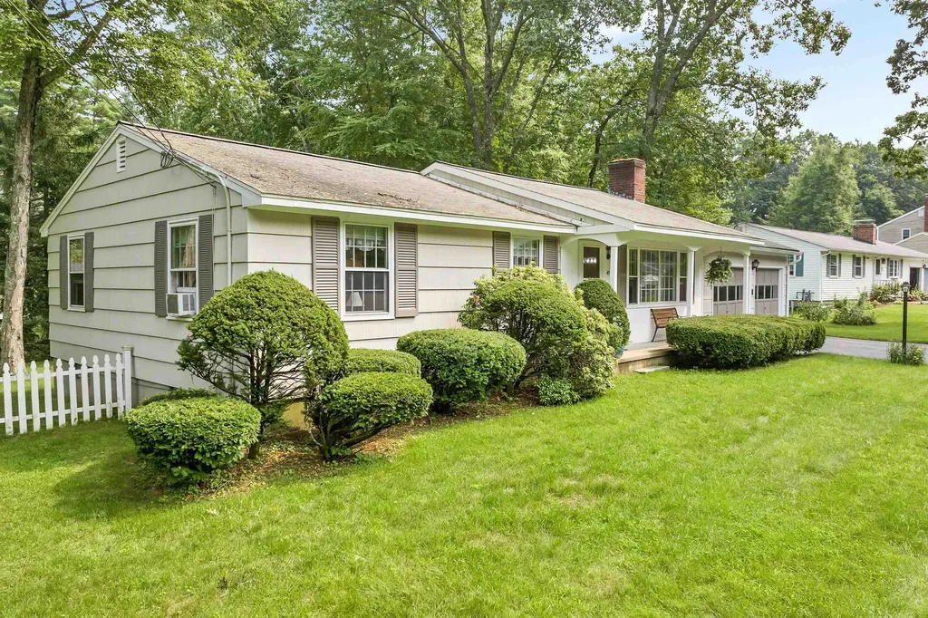 43 Milbern Avenue Hampton NH 03842