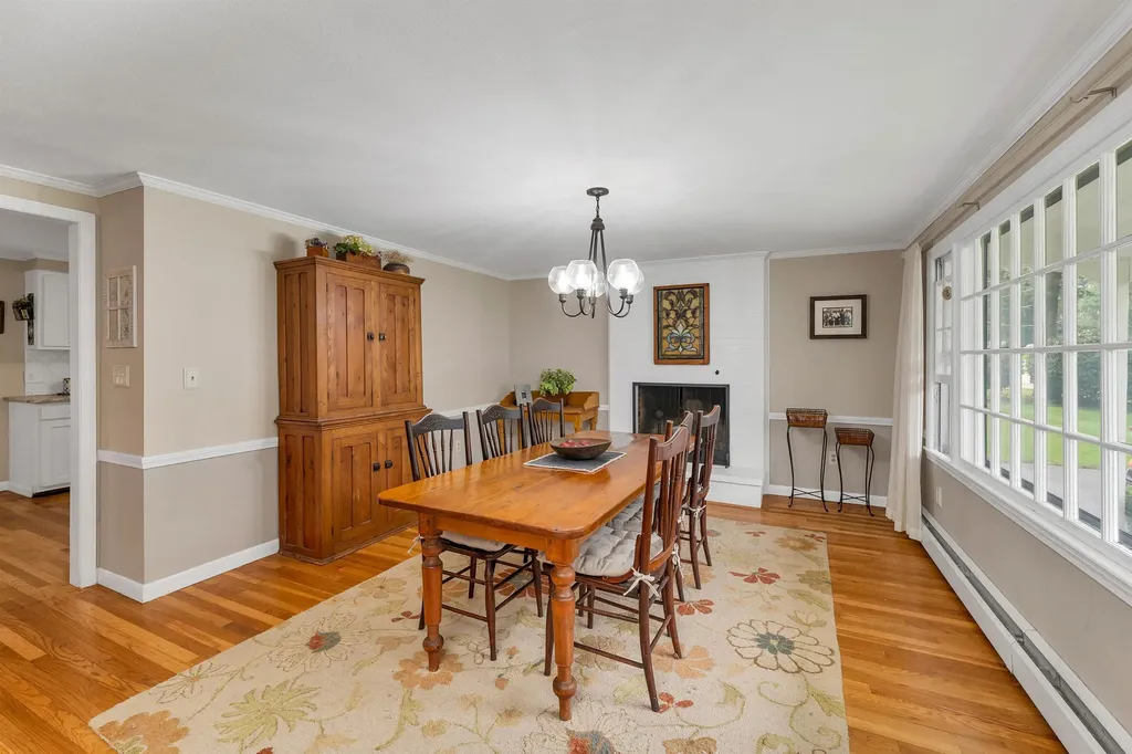 43 Milbern Avenue Hampton NH 03842
