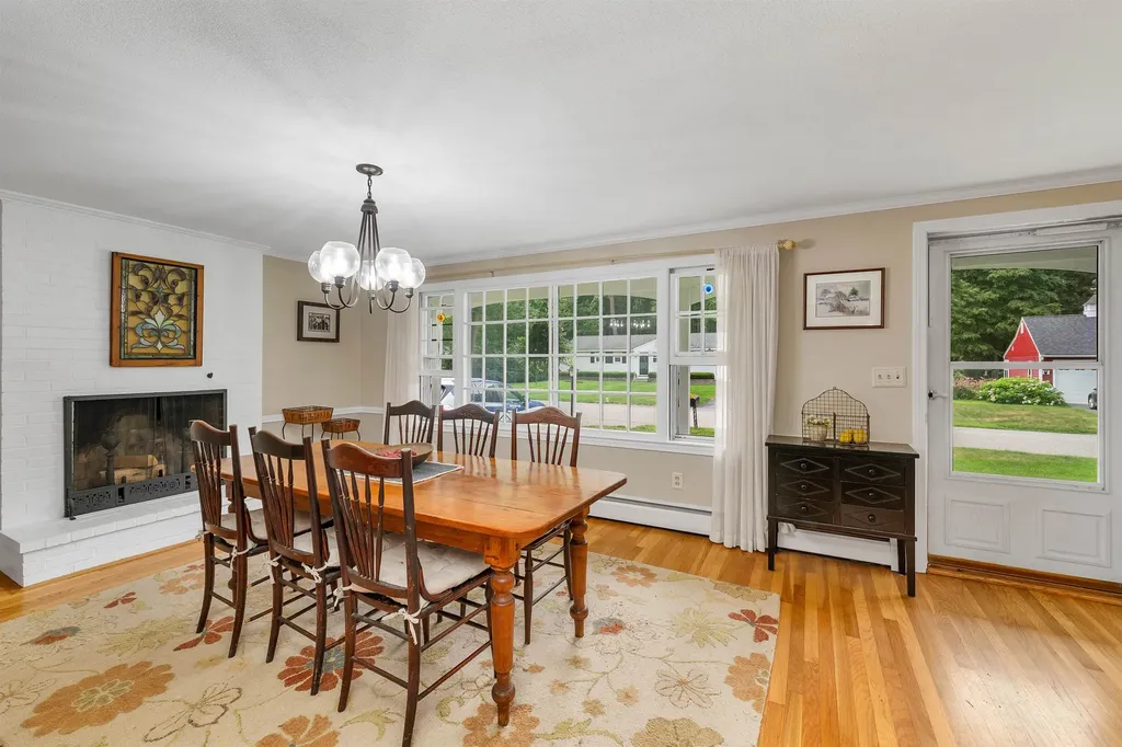 43 Milbern Avenue Hampton NH 03842
