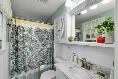 43 Milbern Avenue Hampton NH 03842