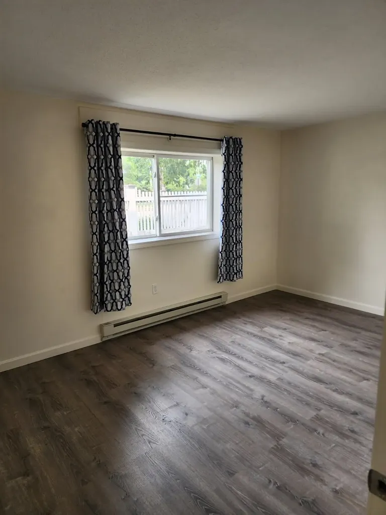 128 Loudon Road Concord NH 03301