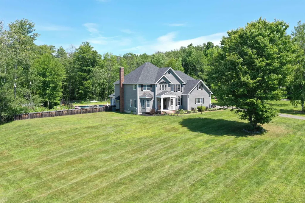 12 Pheasant Lane New Boston NH 03070