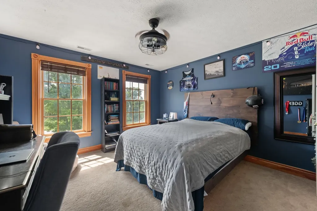 12 Pheasant Lane New Boston NH 03070