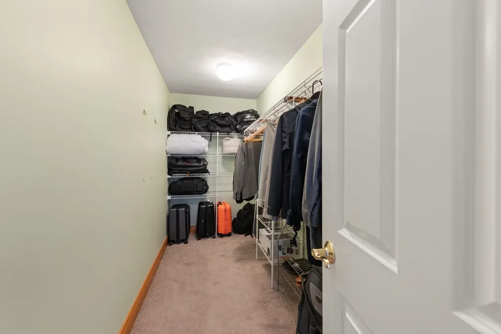 12 Pheasant Lane New Boston NH 03070