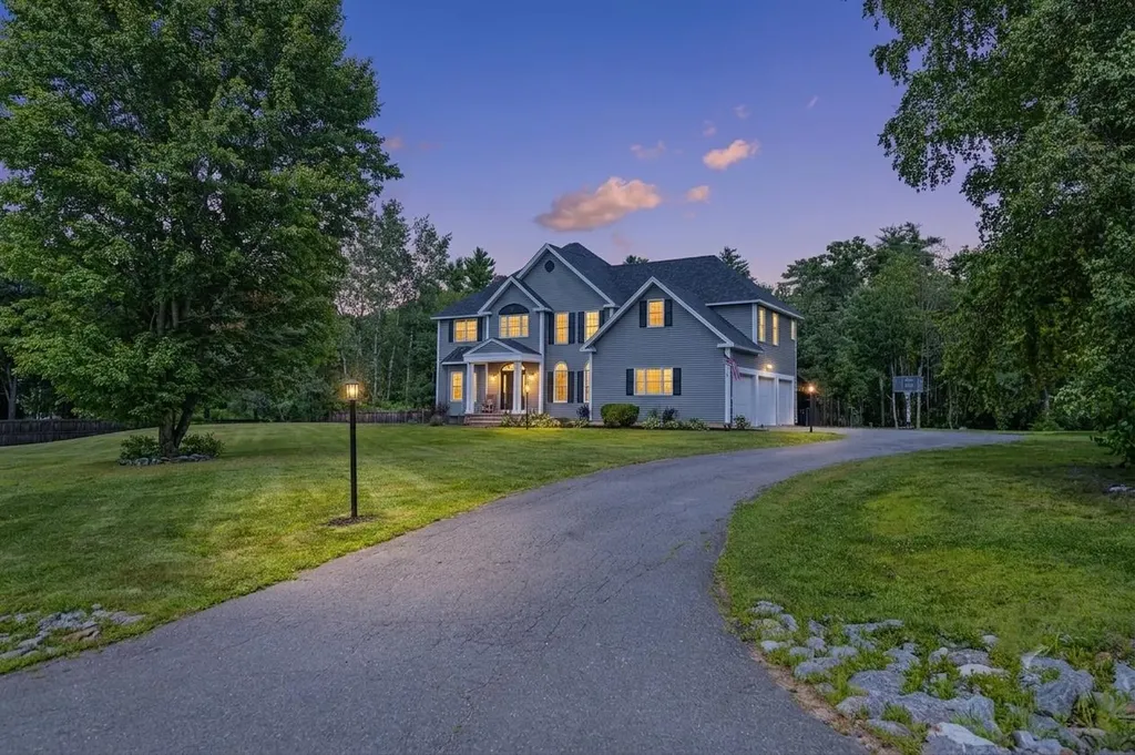 12 Pheasant Lane New Boston NH 03070