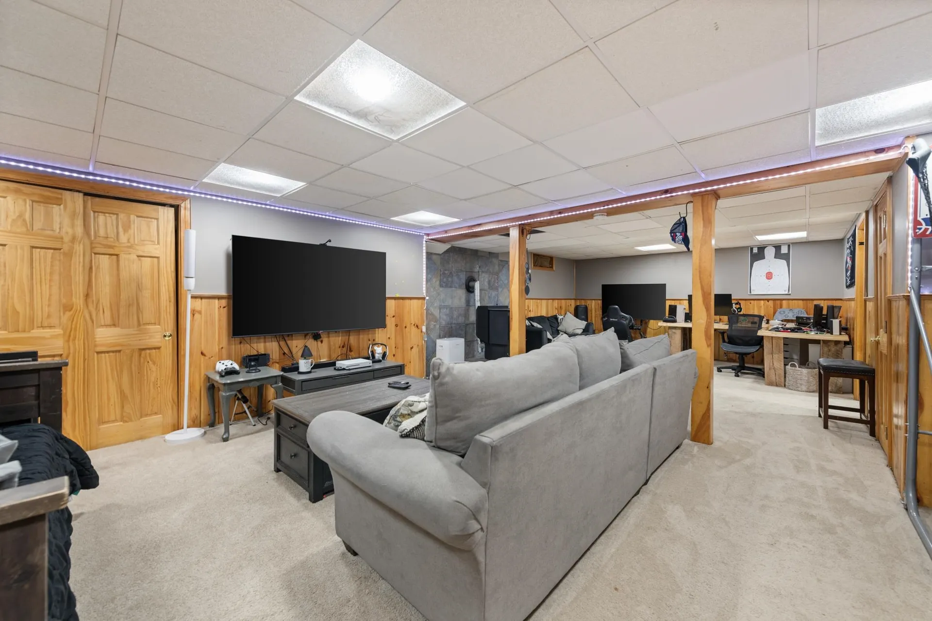 12 Pheasant Lane New Boston NH 03070