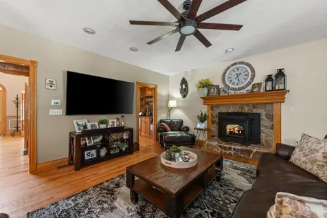 12 Pheasant Lane New Boston NH 03070