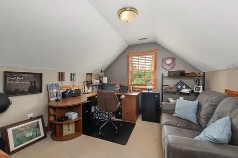 12 Pheasant Lane New Boston NH 03070