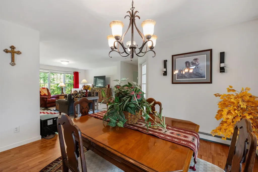 727 Bailey Road Jefferson NH 03583