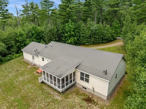 727 Bailey Road Jefferson NH 03583