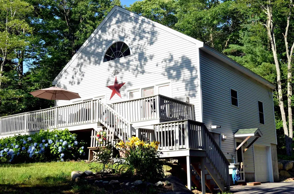 5 Ethan Allen Road Tuftonboro NH 03816