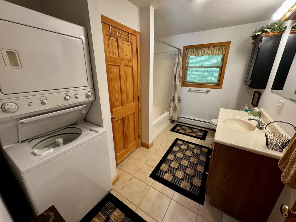 5 Ethan Allen Road Tuftonboro NH 03816