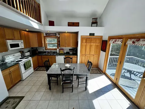 5 Ethan Allen Road Tuftonboro NH 03816
