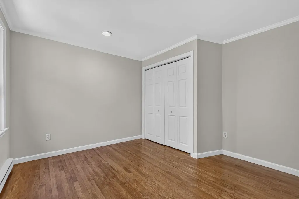 7 Homestead Drive Derry NH 03038