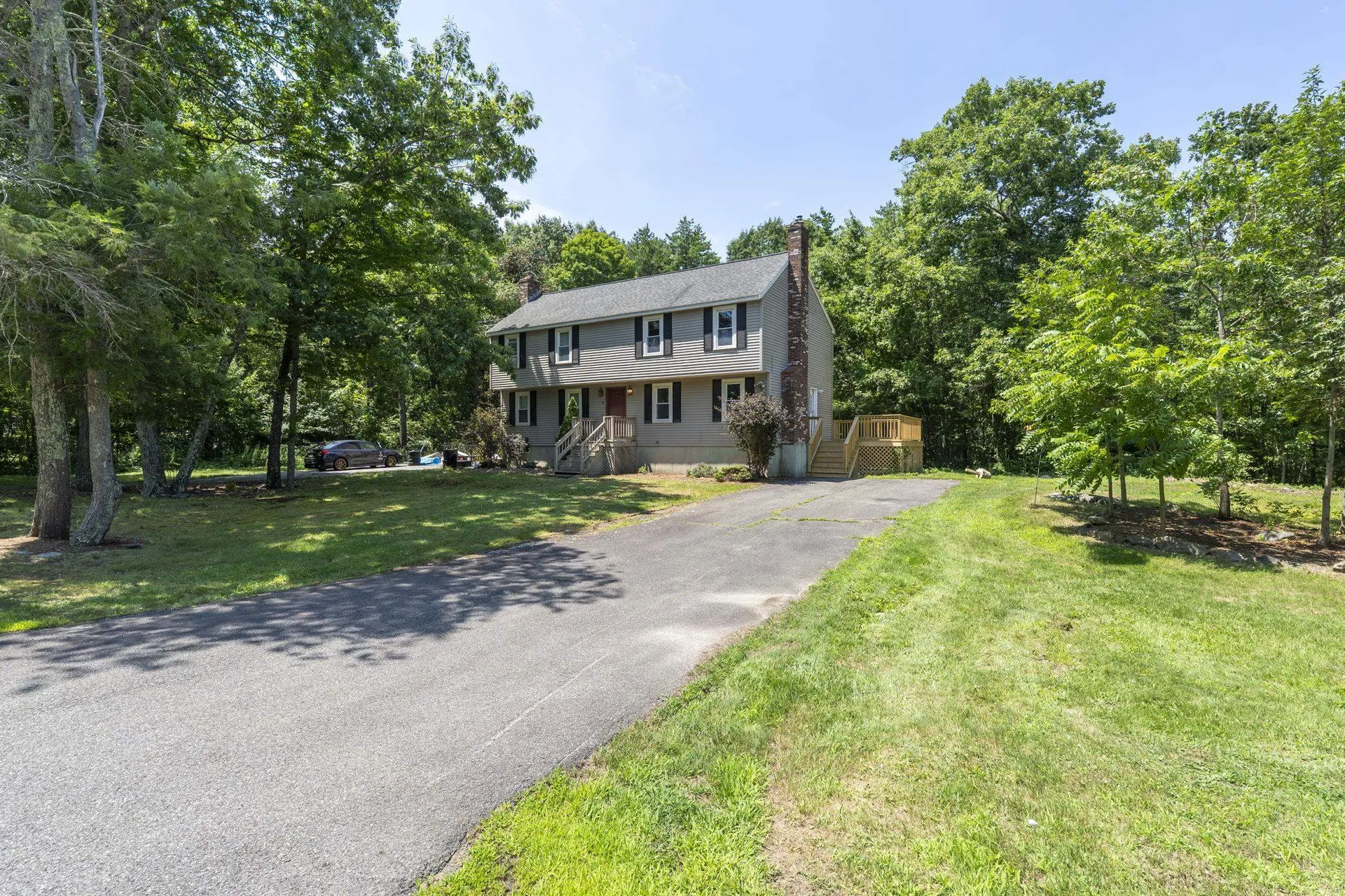 7 Homestead Drive Derry NH 03038