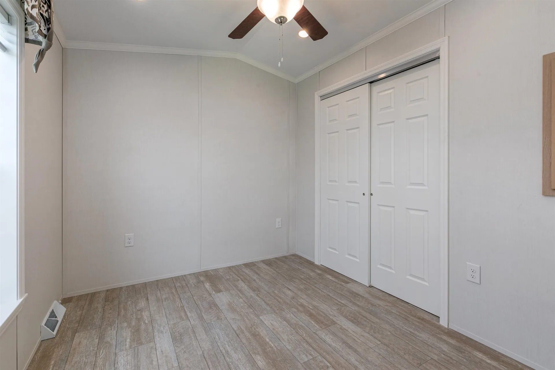 53 Brookwood Drive Salem NH 03079