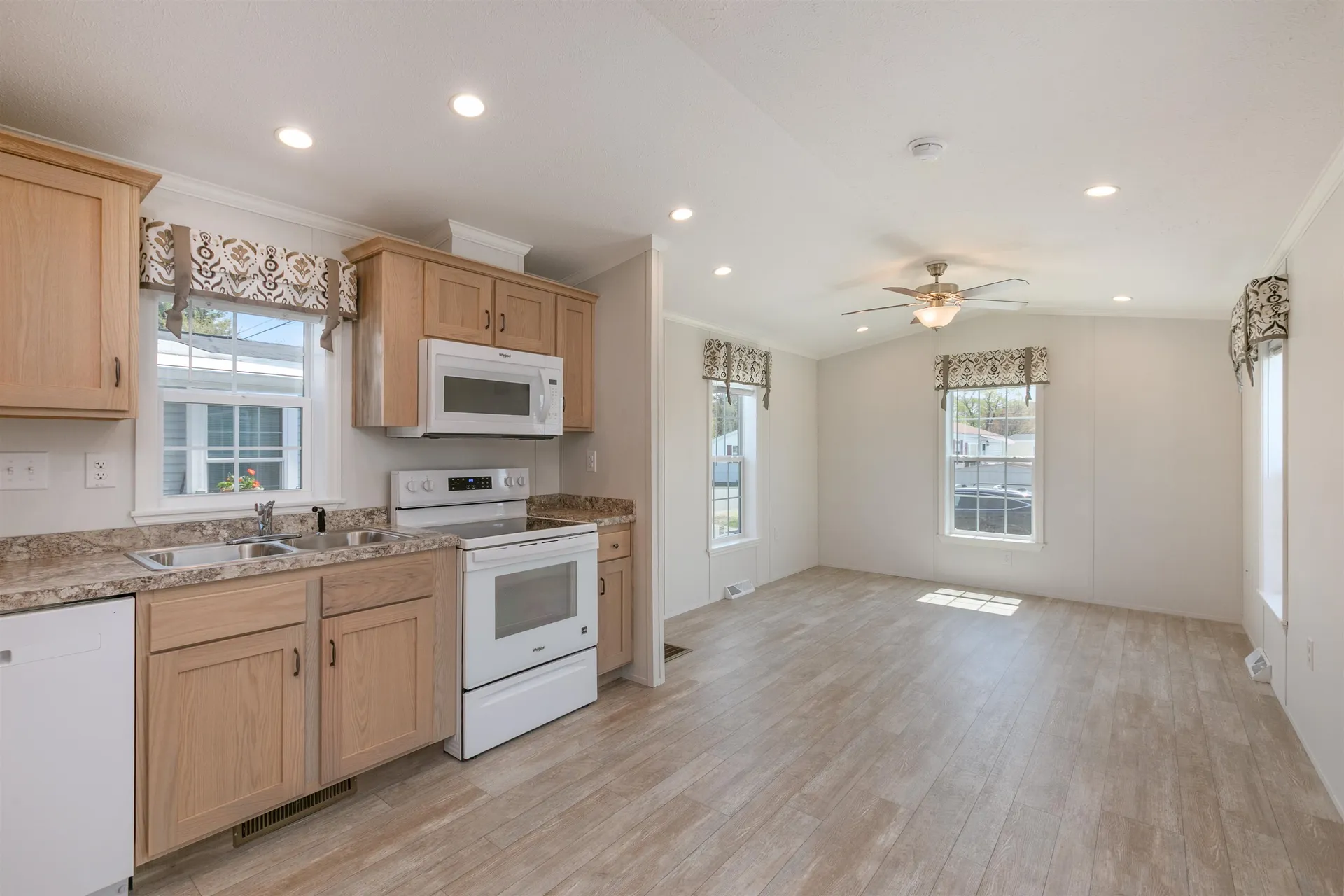 53 Brookwood Drive Salem NH 03079