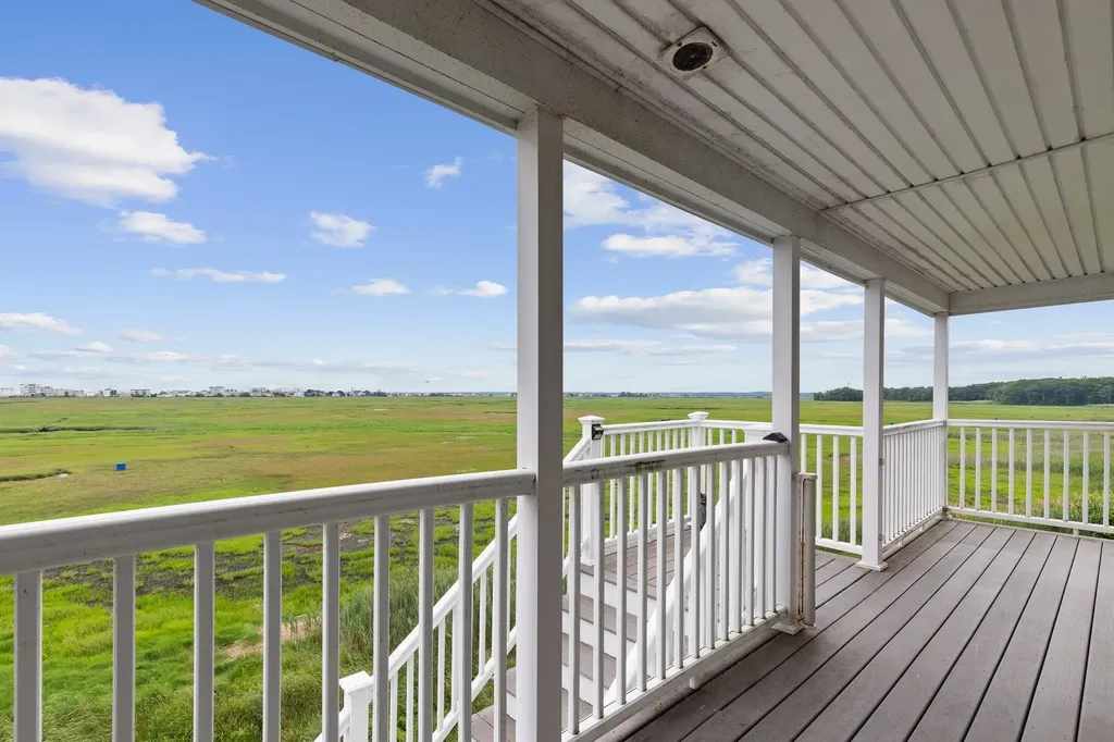 497 Winnacunnet Road Hampton NH 03842