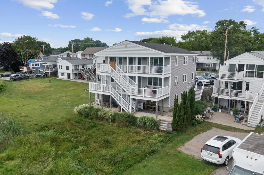 497 Winnacunnet Road Hampton NH 03842