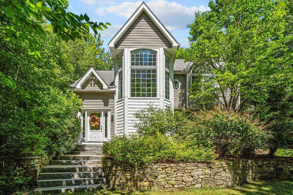 110 Mckinley Drive Washington NH 03280
