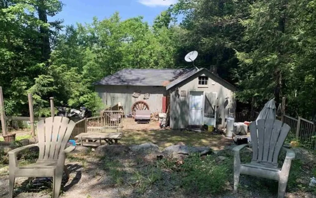 484 Cooledge Road Hillsborough NH 03244
