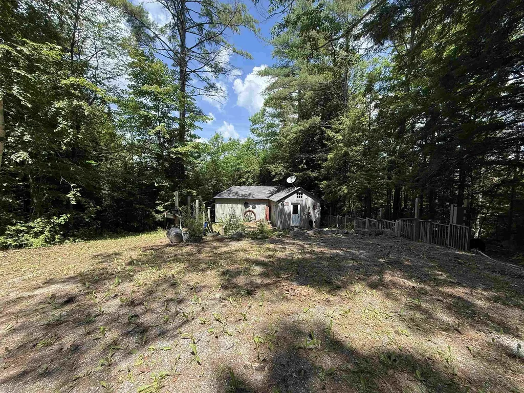 484 Cooledge Road Hillsborough NH 03244
