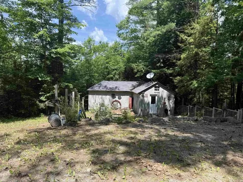 484 Cooledge Road Hillsborough NH 03244