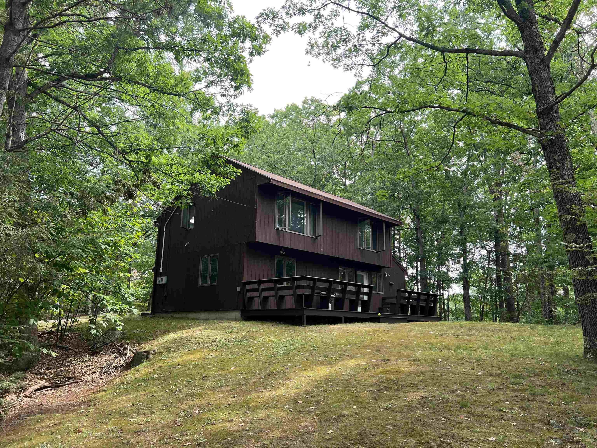 1 Great Hill Drive Newmarket NH 03857-2044