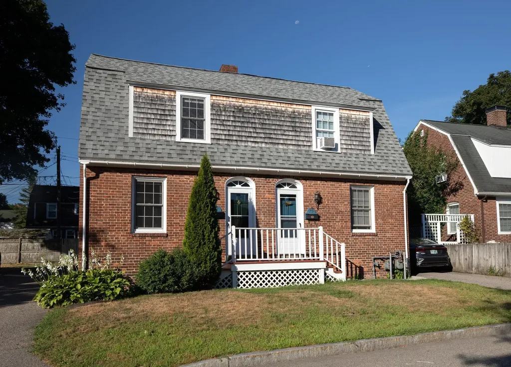 77 Porpoise Way Portsmouth NH 03801