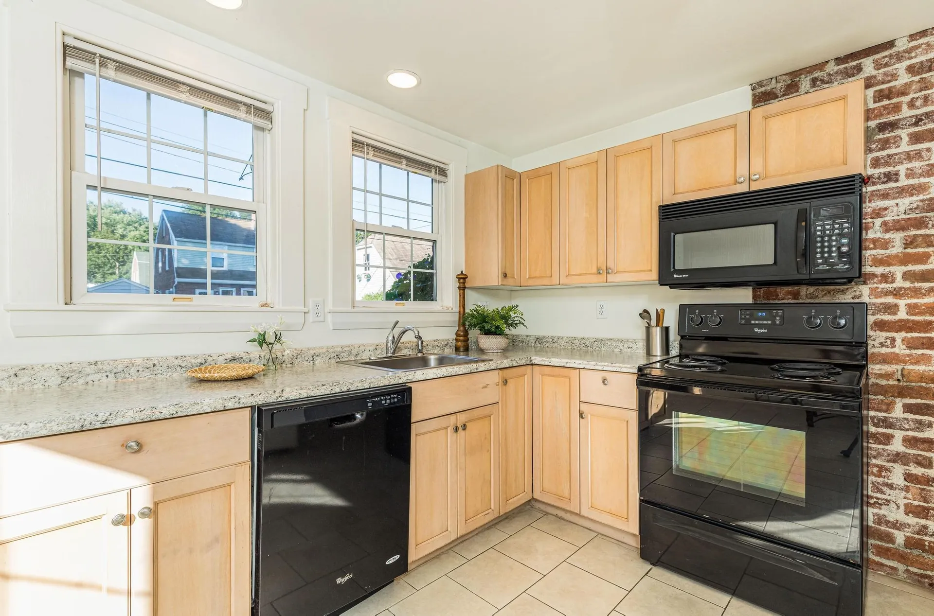 77 Porpoise Way Portsmouth NH 03801