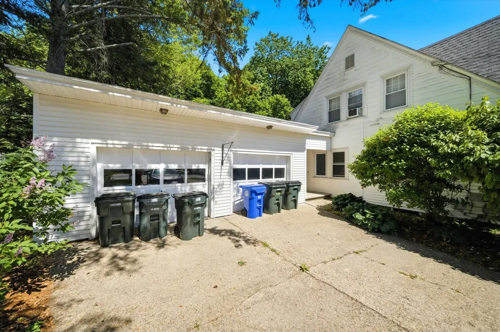 345 Coolidge Avenue Manchester NH 03102