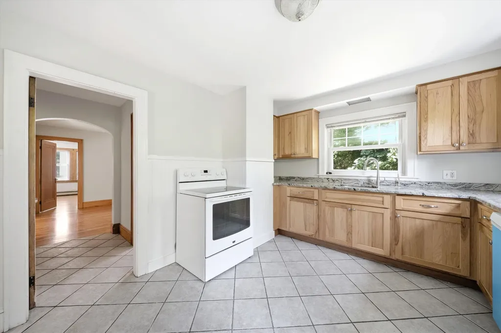 345 Coolidge Avenue Manchester NH 03102