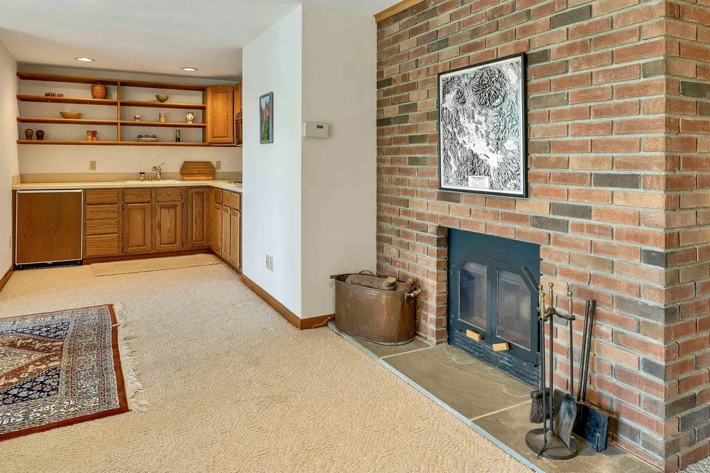6 Wyanoke Gate Lane Wolfeboro NH 03894